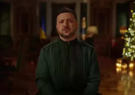 नए साल पर जेलेंस्की का संदेश, कहा- हमें युद्ध का अंत चाहिए, यूक्रेन का नहीं