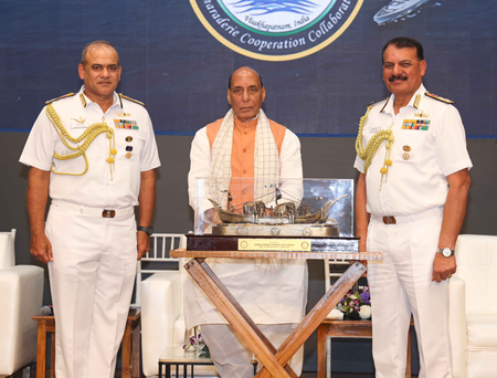 ‘मिलन’ समुद्री महाकुंभ, विभिन्न देशों की नौसेनाएं सुरक्षित समुद्र के लिए आईं एक साथः नौसेना प्रमुख