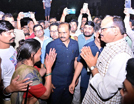 लखनऊ में भीषण आग से झोपड़ियां खाक, उपमुख्यमंत्री ने जांच के दिए आदेश