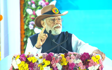 पीएम मोदी ने सरदार पटेल को किया नमन, बोले- 10-12 साल में 50 करोड़ भारतीय गरीबी से बाहर आए