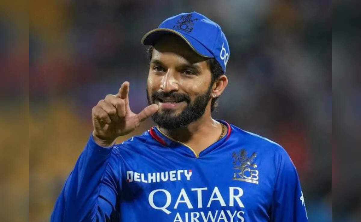 RCB vs PBKS: हार के बाद अपने बल्लेबाजों पर जमकर गरजे रजत पाटीदार, सरेआम खिलाड़ियों को देने लगा गाली