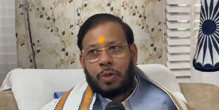 अखिलेश की अविमुक्तेश्वरानंद से मुलाकात पर मनोज पांडेय बोले-मां सीता का अपहरण करने रावण साधु वेश में आया था