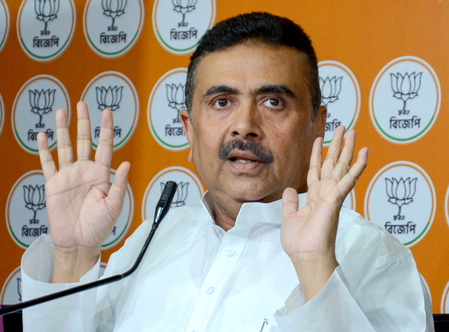 पश्चिम बंगाल: सुवेंदु अधिकारी ने 7 एईआरओ के निलंबन पर चुनाव आयोग के फैसले का किया स्वागत