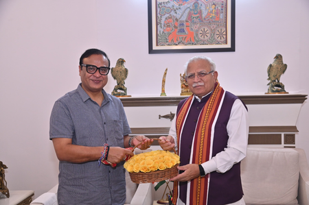 असम को ऊर्जा आत्मनिर्भर बनाने और शहरी ढांचे को मजबूत करने पर चर्चा, सीएम सरमा ने केंद्रीय मंत्री से की मुलाकात