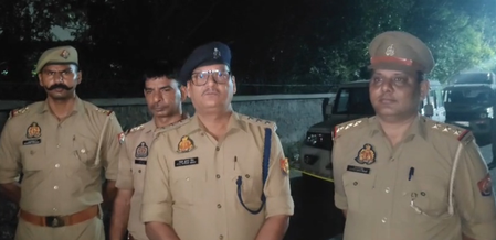 गाजियाबाद: शालीमार गार्डन में पुलिस मुठभेड़, 20 रुपए के लिए हत्या करने वाला आरोपी गिरफ्तार, पैर में लगी गोली