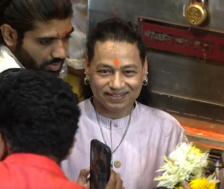 लालबागचा राजा के दरबार में सेलेब्स की हाजिरी, कैलाश खेर से लेकर तापसी पन्नू तक ने टेका माथा