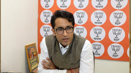 जीडीपी ग्रोथ 7.8 फीसदी पर पहुंचते ही सियासत तेज, भाजपा बोली- राहुल गांधी मांगें माफी