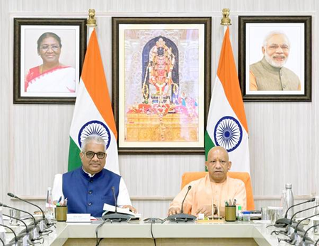 भूपेंद्र यादव और सीएम योगी ने दिल्ली-एनसीआर के लिए यूपी के वायु प्रदूषण एक्शन प्लान की समीक्षा की