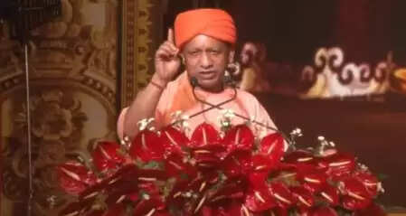 सिंहावलोकन 2025: डबल इंजन सरकार ने चलाया विकसित कृषि संकल्प अभियान, यूपी के 14170 गांवों में 23.30 लाख किसानों से संवाद