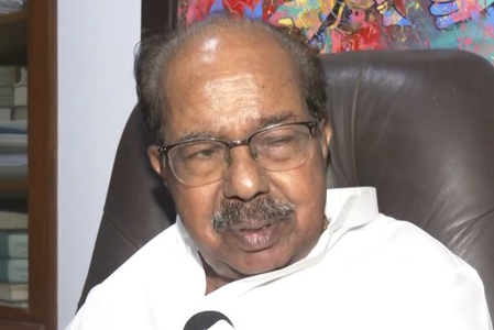 किसी के नाराज होने का सवाल ही नहीं उठता: सिद्धारमैया के इस्तीफे पर बोले मोइली