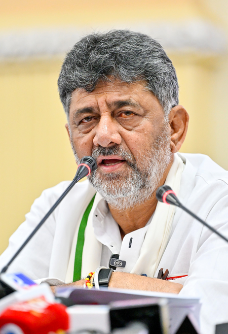 कर्नाटक 'मेकेदातु परियोजना' पर आगे बढ़ेगा, तमिलनाडु के विरोध के बीच सीएम डीके शिवकुमार का बड़ा बयान