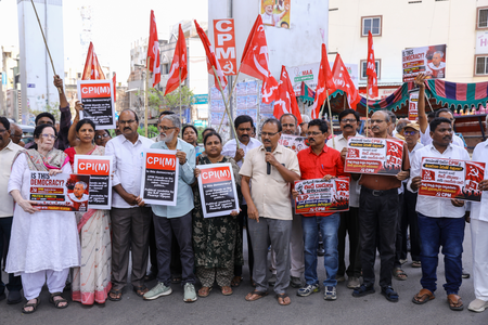 केरल: ईडी की जांच के बीच विजयन और उनकी बेटी के समर्थन में रैली, सीपीआईएम के गढ़ में कम रही लोगों की संख्या