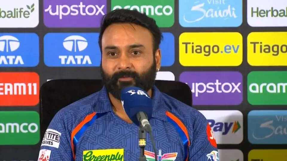 पत्नी के साथ मारपीट के आरोपों पर अमित मिश्रा ने तोड़ी चुप्पी, बोले- 'इसने मुझे निराश किया कि...'