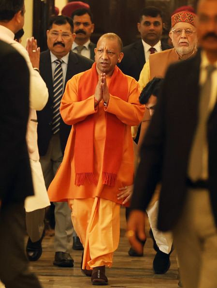 बजट से पहले सीएम योगी बोले- पीएम मोदी के नेतृत्व में 'नया उत्तर प्रदेश' विकास और समृद्धि का साक्षी बना