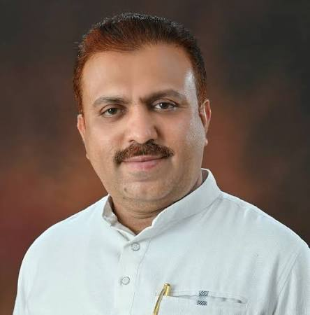 एसडीपीआई ने की कर्नाटक में उर्दू को आधिकारिक भाषा का दर्जा देने की मांग