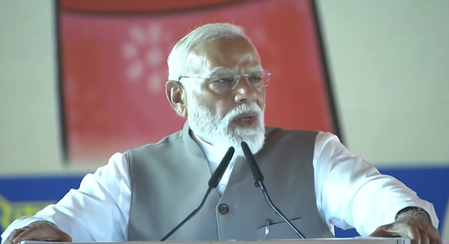 परिवारवादी और तुष्टिकरण में डूबे दल नारी शक्ति से डरे हुए: प्रधानमंत्री मोदी