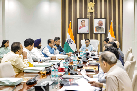 दिल्ली कैबिनेट ने विमानन टरबाइन ईंधन पर वैट की दर 25 से घटाकर 7 प्रतिशत की