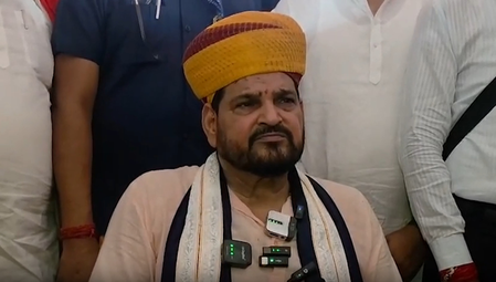 हनुमान गढ़ी की सीढ़ियों पर कभी नहीं पढ़ी गई नमाज, मुस्लिम ने कराया था मंदिर निर्माण : बृज भूषण शरण सिंह