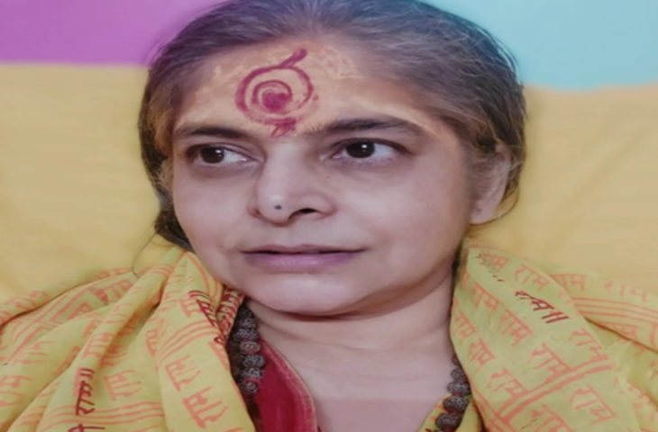 भगवा चोला और माथे पर लाल बिंदी, भक्ति में डूबीं नुपुर अलंकार, छोड़ा 27 साल का करियर