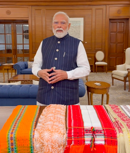 राष्ट्रीय हथकरघा दिवस पर पीएम मोदी ने कहा, 'हैंडलूम सेक्टर आत्मनिर्भर भारत के सपने को साकार करने का अहम स्तंभ'
