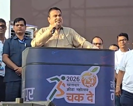 नितिन गडकरी ने नागपुर में किया 'खासदार क्रीड़ा महोत्सव 2026' का उद्घाटन, सुनील शेट्टी बने मुख्य अतिथि
