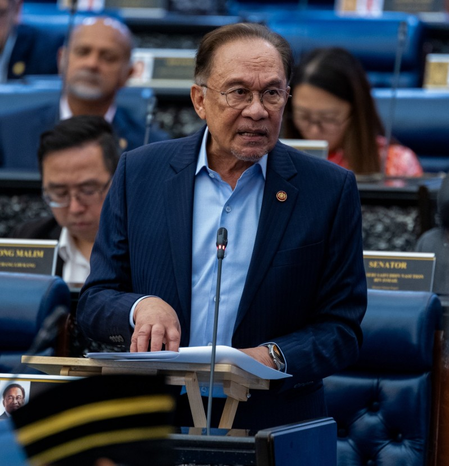 मलेशिया में वर्क फ्रॉम होम का ऐलान, प्रधानमंत्री इब्राहिम बोले- ईंधन बचाने की कोशिश