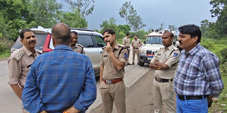 मध्य प्रदेश : उमरिया जिले के पास एनएच-43 किनारे सिद्ध बाबा के पास मिला शव, जांच में जुटी पुलिस