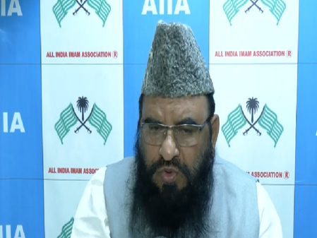 अविमुक्तेश्वरानंद सरस्वती पर आरोपों के बाद धर्मगुरुओं के मुंह में दही जम गई है : मौलाना साजिद रशीदी