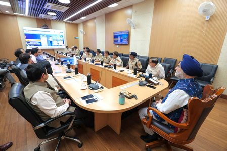 एलजी ने लॉन्च की दिल्ली ट्रैफिक पुलिस की अपग्रेडेड वेबसाइट, चालान से लेकर टो की गई गाड़ी तक की मिलेगी जानकारी