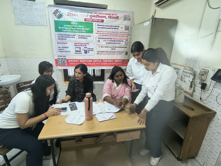 दिल्ली सीईओ का अभियान: छूटे हुए पात्र मतदाताओं के नाम जोड़ने के लिए विशेष शिविर