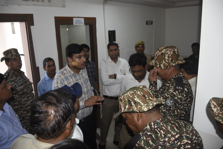 लखनऊ में एलडीए का बड़ा अभियान: 71 प्रतिष्ठान सील, 83 को नोटिस, कोचिंग सेंटर्स से लेकर होटल और नर्सिंग होम पर भी कार्रवाई