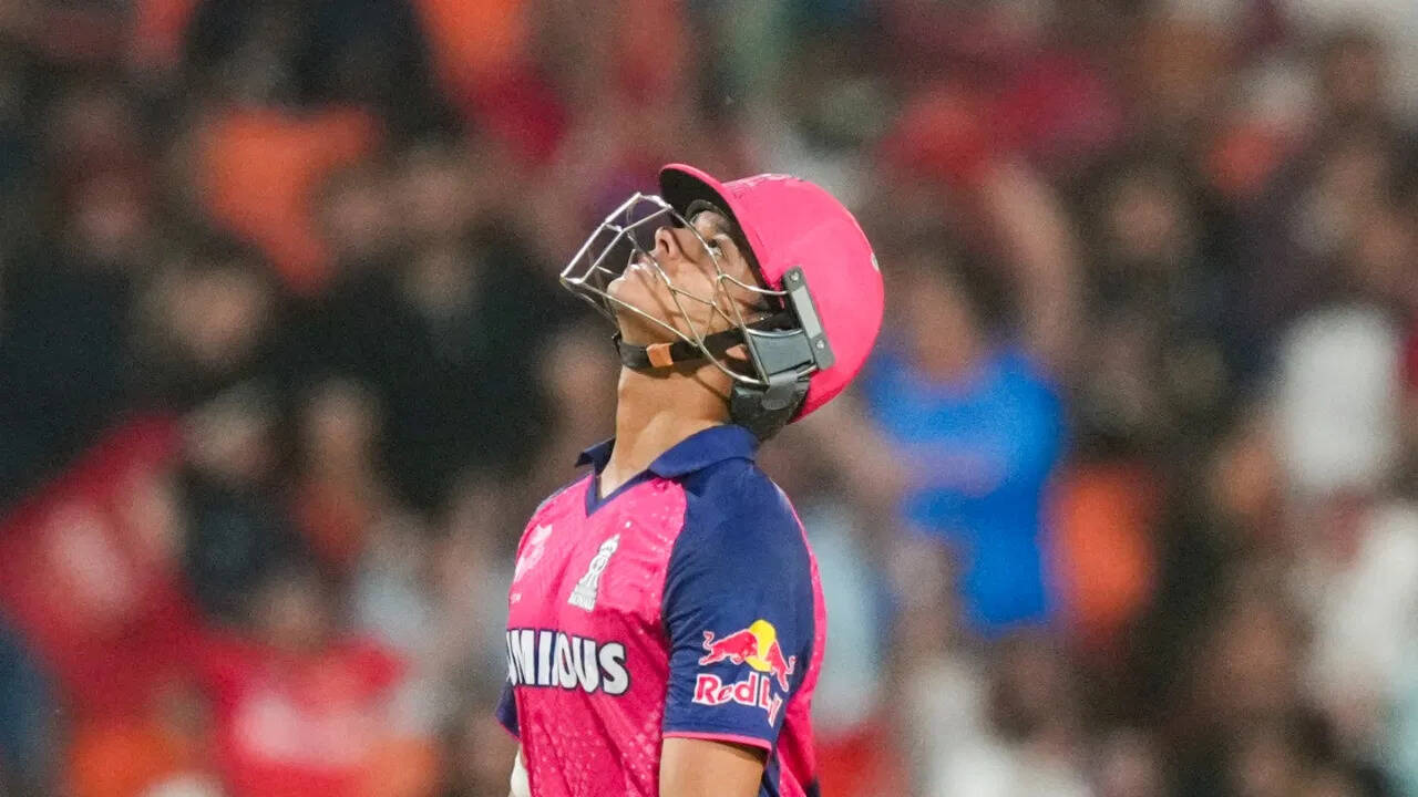 ‘यशस्वी जायसवाल का करियर भी पृथ्वी शॉ की तरह बर्बाद हो जाएगा, उसका घमंड उसे ले डूबेगा’ दिग्गज ने दिया बडा बयान