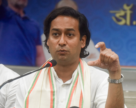 कांग्रेस ने मध्य प्रदेश सरकार की बुकलेट में स्कूली शिक्षा के डेटा की सटीकता पर उठाए सवाल