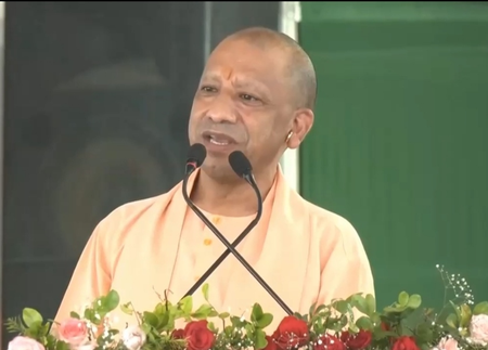 सपा-कांग्रेस की सरकारों में न सुरक्षा थी, न विकास; केवल तुष्टिकरण और लूट थी: सीएम योगी