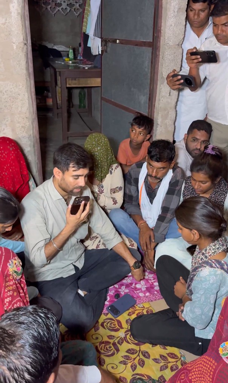 नीट पेपर लीक के बाद छात्र की मौत: राहुल गांधी ने सीकर के पीड़ित परिवार से बात कर दिलाया न्याय का भरोसा