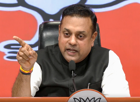 केपीएससी पेपर लीक मामले को लेकर कांग्रेस पर बरसे संबित पात्रा, बोले- कांग्रेस के लिए एटीएम बन गया आयोग