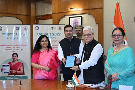 महाराष्ट्र के राज्यपाल ने सेल्फ़-एन्यूमरेशन' के साथ जनगणना 2027 की शुरुआत की