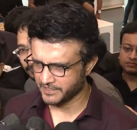 'हमने पुलिस को रिपोर्ट किया है, उम्मीद है वह सख्त कदम उठाएंगे', जान से मारने की मिली धमकी पर गांगुली ने तोड़ी चुप्पी