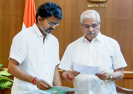 तमिलनाडु सरकार गठन पर फंसा पेंच, राष्ट्रपति शासन की अटकलें तेज