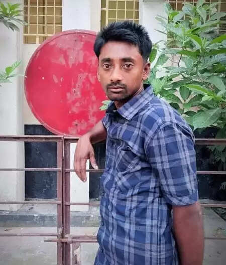 बांग्लादेश में एक और हिंदू की हत्या, पेट्रोल के पैसे मांगने पर हुए झगड़े के बाद कार ने कुचला