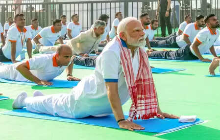 पीएम मोदी के योग दिवस कार्यक्रम में आने से पहले कोलकाता का रेड रोड एक हफ्ते के लिए रहेगा बंद