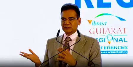 वाइब्रेंट गुजरात समिट में निवेश और विकास का बड़ा रोडमैप, गोयनका और अंबानी के एलानों से बदलेगी तस्वीर