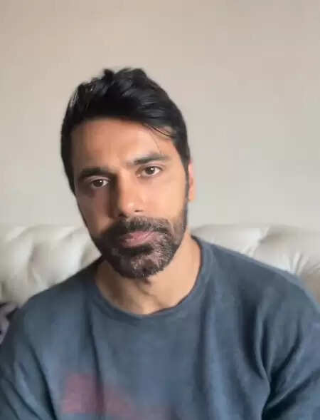 'डॉग ओनर्स और डॉग फीडर्स पर अक्सर लोग हमला करते हैं,' हमले को लेकर अनुज सचदेवा ने दर्ज कराया केस