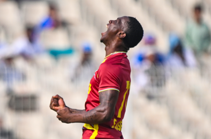 8 बल्लेबाजों को आउट करने में एक ही खिलाड़ी की भूमिका, टी20 वर्ल्ड कप में शमार जोसेफ ने रचा इतिहास