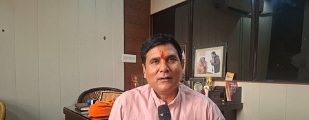 अखिलेश यादव ने मुस्लिम महिलाओं से बंधवाई राखी तो 'घर वापसी' हो गई : नंदकिशोर गुर्जर