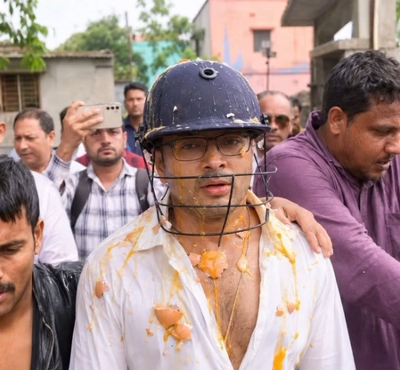 कोलकाता: सोनारपुर में अभिषेक बनर्जी का विरोध, थप्पड़ मारे गए और फेंके गए अंडे