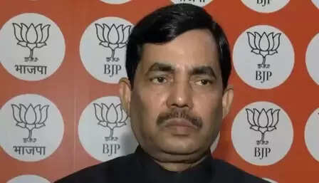 हिन्दुस्तान की धरती पर बाबरी मस्जिद कभी नहीं बन सकती: शाहनवाज हुसैन