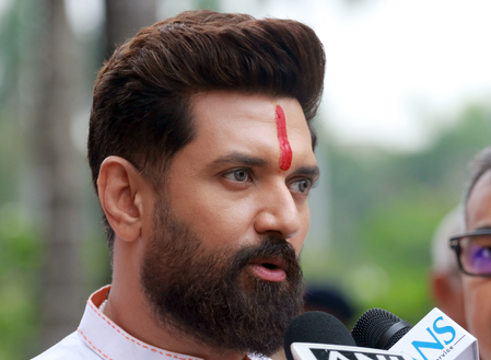 बिहार में बाढ़ पर चिराग पासवान का बयान- हम सरकार में हैं, सिर्फ आरोप लगाना काफी नहीं