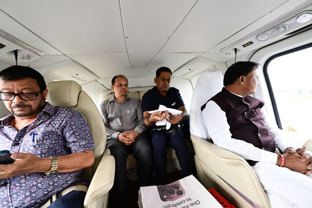 ओडिशा : सीएम माझी ने बाढ़ प्रभावित इलाकों का किया हवाई सर्वेक्षण, राहत कार्य तेज करने के दिए निर्देश
