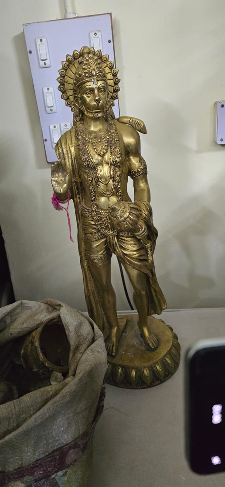 बिहार: हनुमान मंदिर से चोरी अष्टधातु की मूर्ति बरामद, दो गिरफ्तार